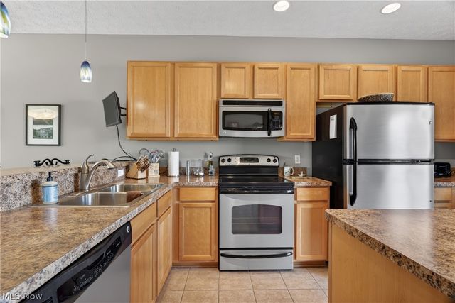 361 Freshwater Drive, Lorain, OH 44052