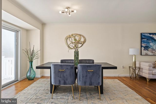 3 SUSSEX CT, Potomac, MD 20854