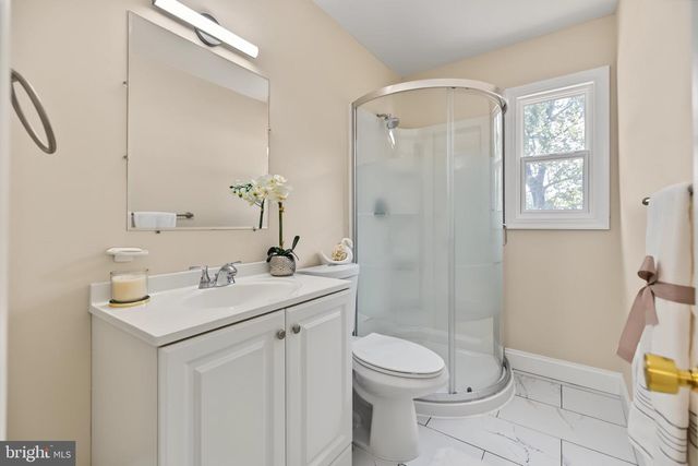 3 SUSSEX CT, Potomac, MD 20854