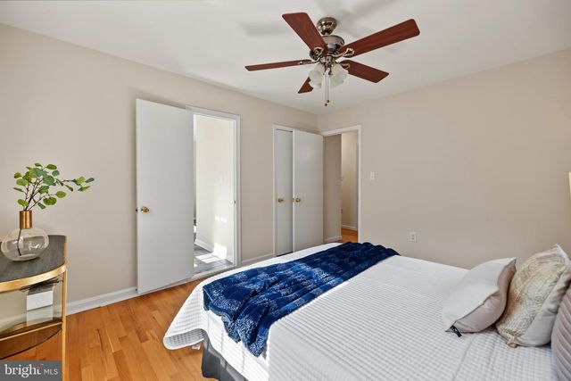 3 SUSSEX CT, Potomac, MD 20854