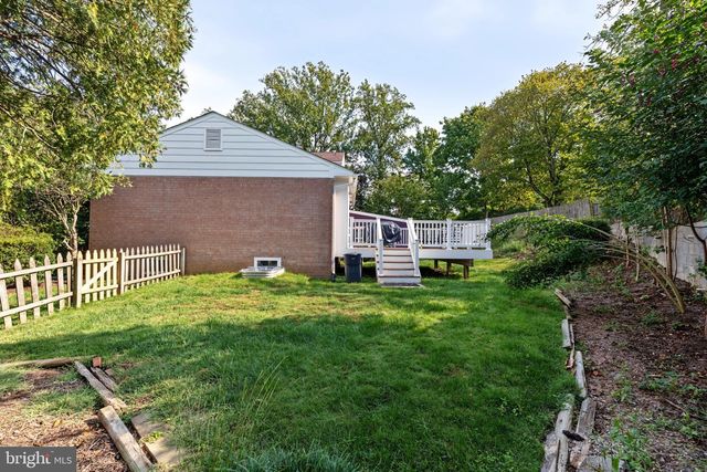 3 SUSSEX CT, Potomac, MD 20854