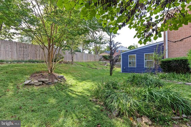 3 SUSSEX CT, Potomac, MD 20854
