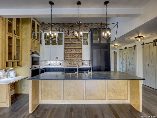 29540 Red Bud Hill, Boerne, TX 78015