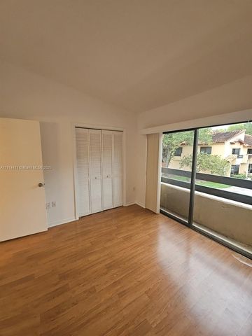 7870 SW 102nd Ln, Miami, FL 33156