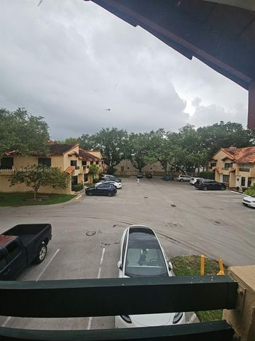 7870 SW 102nd Ln, Miami, FL 33156