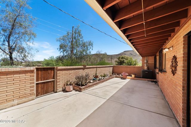 1904 W Anklam Road, Tucson, AZ 85745