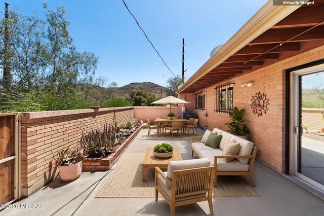 1904 W Anklam Road, Tucson, AZ 85745