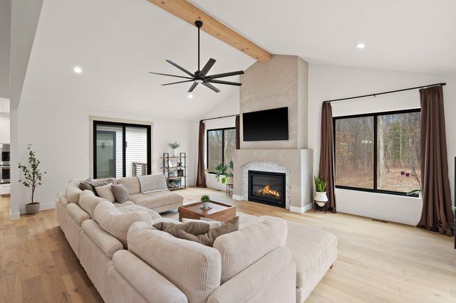 151 County Rd 350 W, Valparaiso, IN 46385