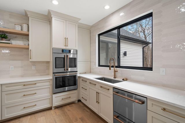 151 County Rd 350 W, Valparaiso, IN 46385