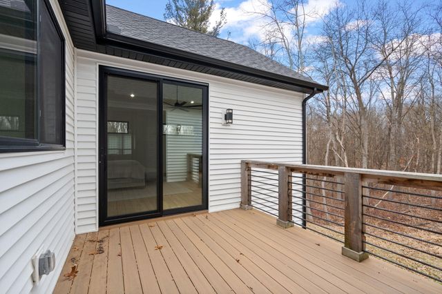 151 County Rd 350 W, Valparaiso, IN 46385
