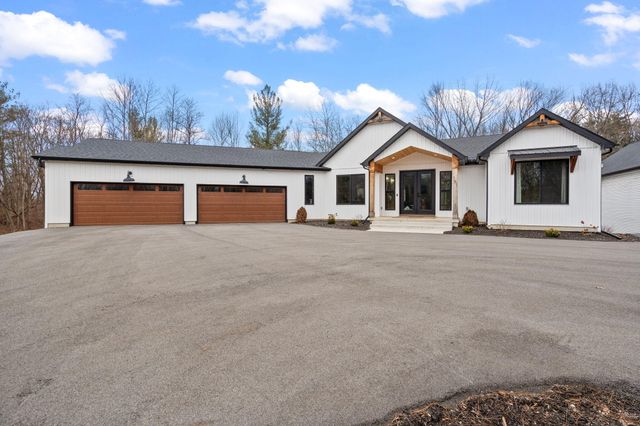 151 County Rd 350 W, Valparaiso, IN 46385