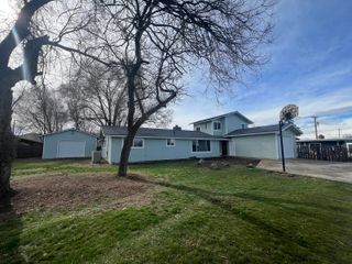 1043 NW Golf Course Drive, Madras, OR 97741