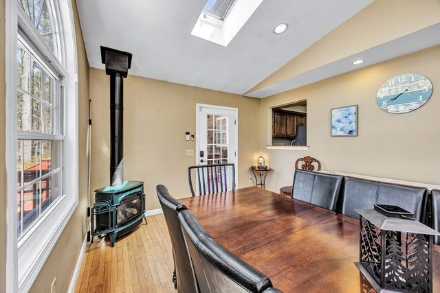 331 Braley Hill Rd, Rochester, MA 02770