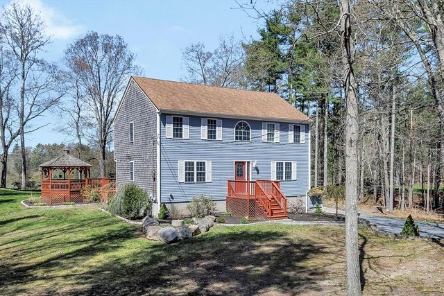 331 Braley Hill Rd, Rochester, MA 02770