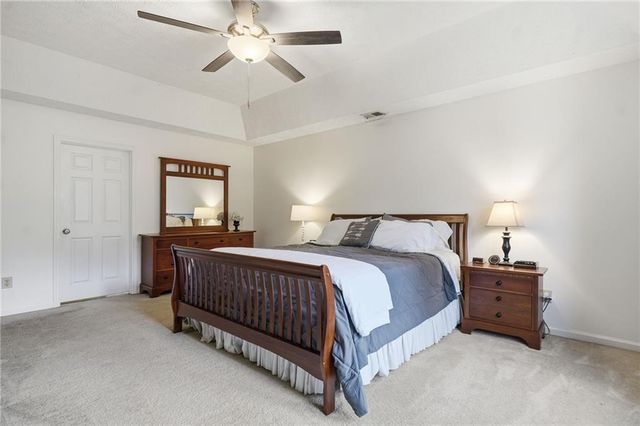 4967 Willow Creek Drive, Woodstock, GA 30188