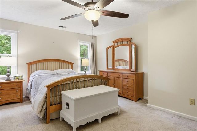 4967 Willow Creek Drive, Woodstock, GA 30188