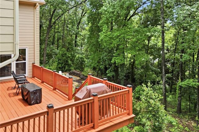 4967 Willow Creek Drive, Woodstock, GA 30188