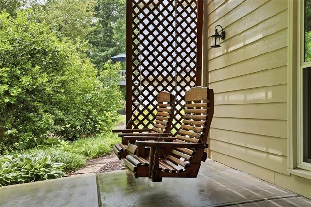 4967 Willow Creek Drive, Woodstock, GA 30188