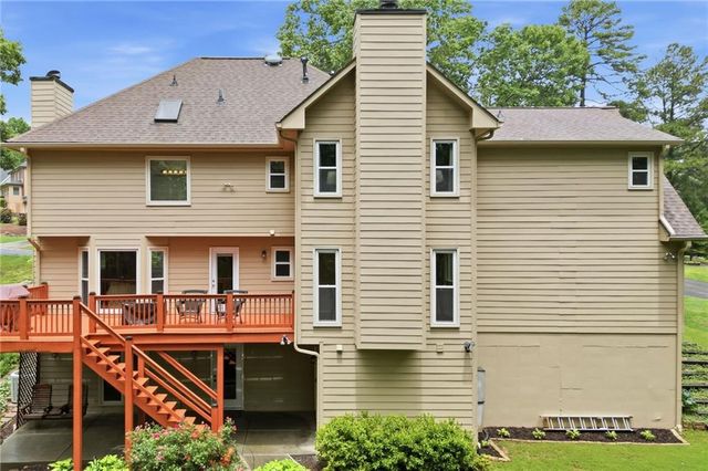 4967 Willow Creek Drive, Woodstock, GA 30188