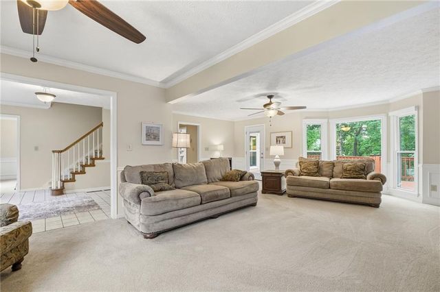 4967 Willow Creek Drive, Woodstock, GA 30188