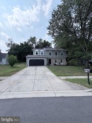 917 CYPRESS POINT CIR, Bowie, MD 20721