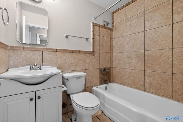 604 Murray Road NW, Huntsville, AL 35811