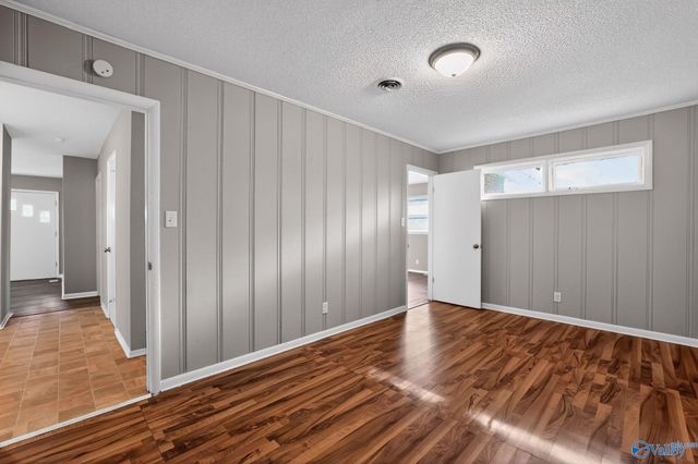 604 Murray Road NW, Huntsville, AL 35811