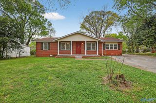 604 Murray Road NW, Huntsville, AL 35811