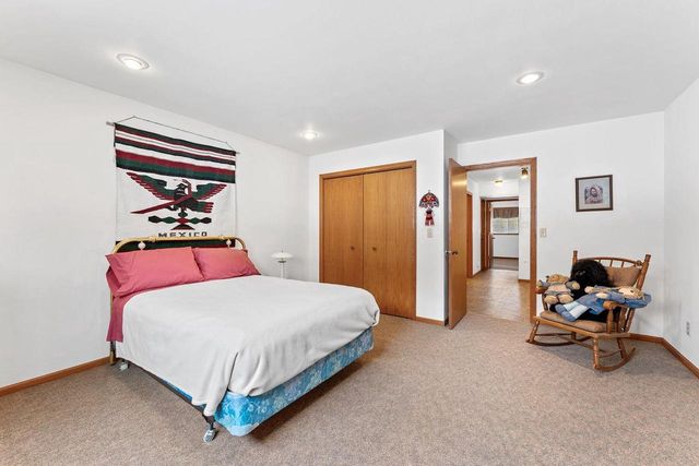 306-308 N East Street, La Valle, WI 53941