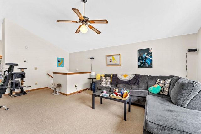 306-308 N East Street, La Valle, WI 53941