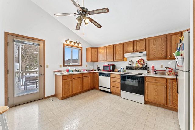 306-308 N East Street, La Valle, WI 53941