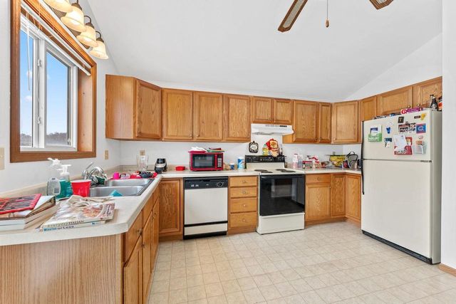 306-308 N East Street, La Valle, WI 53941