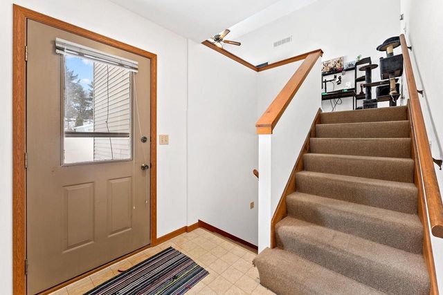 306-308 N East Street, La Valle, WI 53941