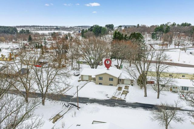 306-308 N East Street, La Valle, WI 53941