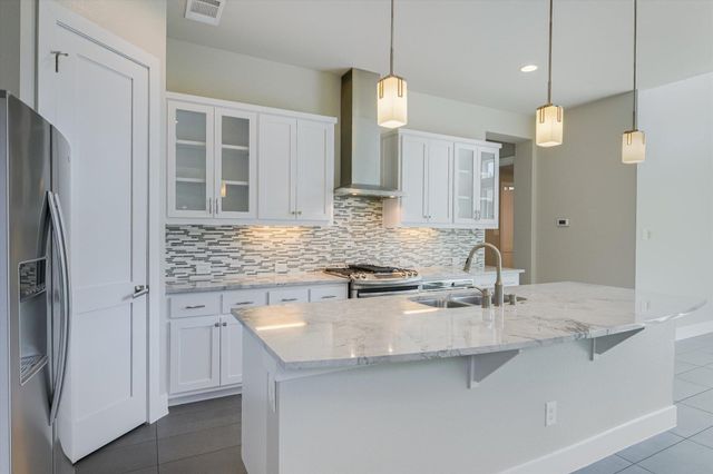 613 E Baylee Love LN, Austin, TX 78717