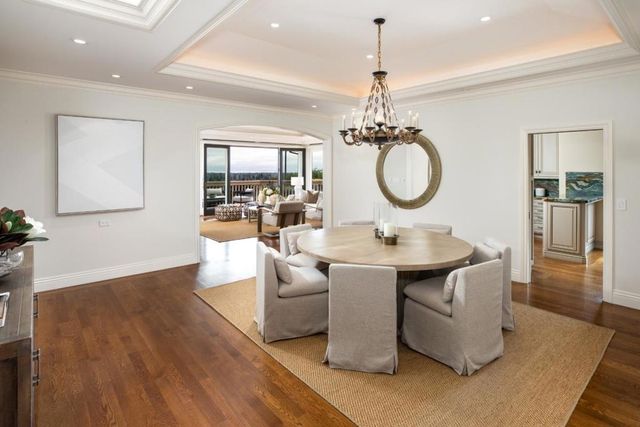 22 Susan Gale Court, Menlo Park, CA 94025