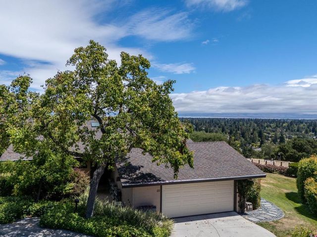 22 Susan Gale Court, Menlo Park, CA 94025