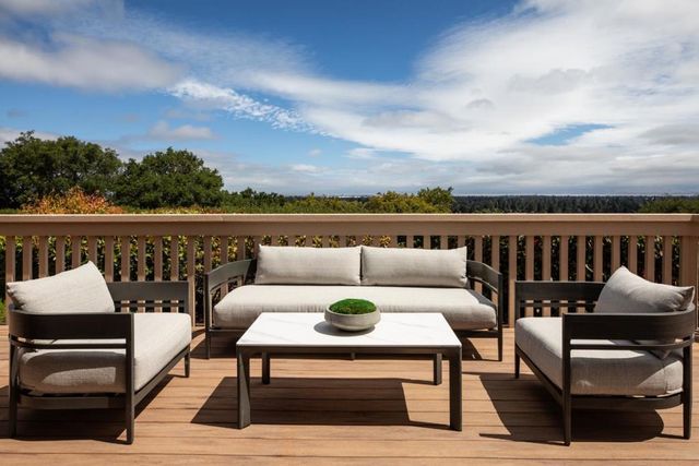 22 Susan Gale Court, Menlo Park, CA 94025