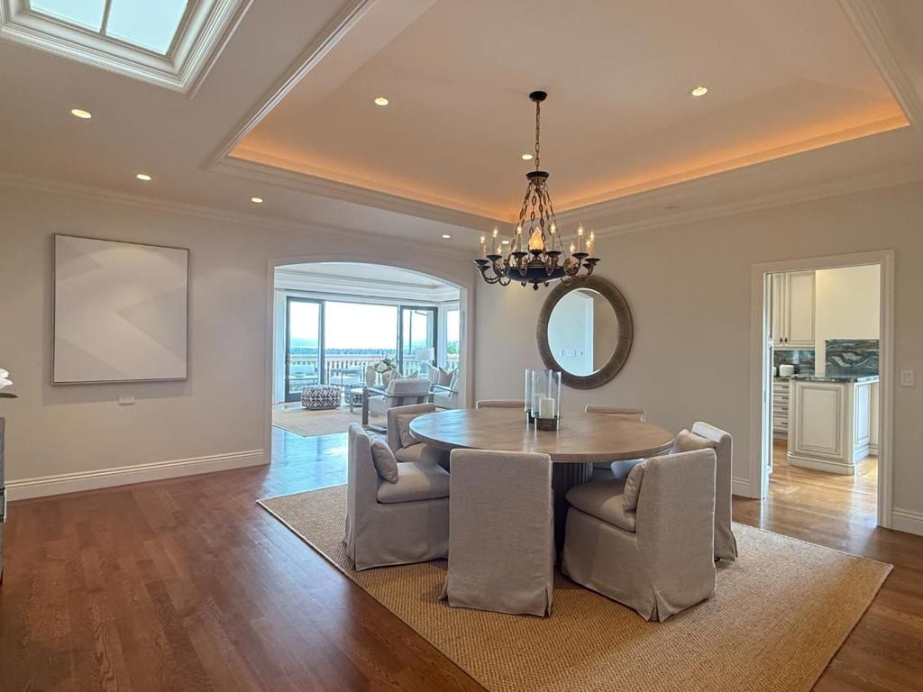 Image 2 of property listing at 22 Susan Gale Court, Menlo Park, CA 94025