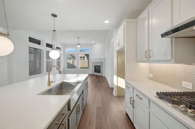 12306 Palmetto Drive, Mont Belvieu, TX 77523