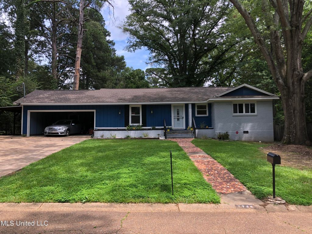2750 Pinedale Street, Jackson, MS 39204