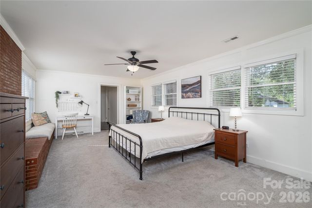 123 E Dixon Street, Lincolnton, NC 28092
