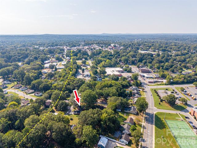 123 E Dixon Street, Lincolnton, NC 28092
