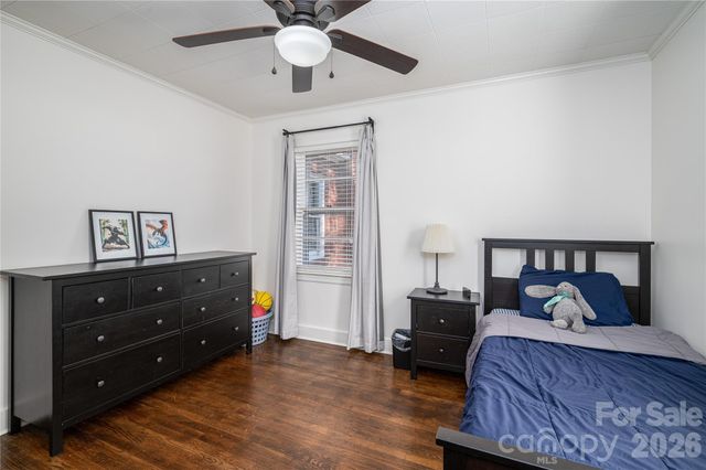 123 E Dixon Street, Lincolnton, NC 28092