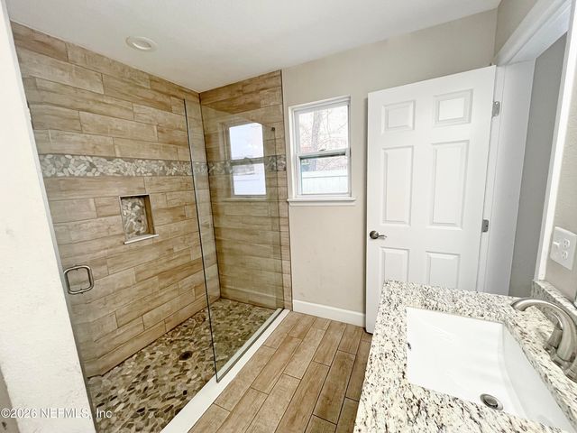 833 DIXON Street, Jacksonville, FL 32254