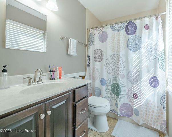 4212 Seagrape Rd, Louisville, KY 40299