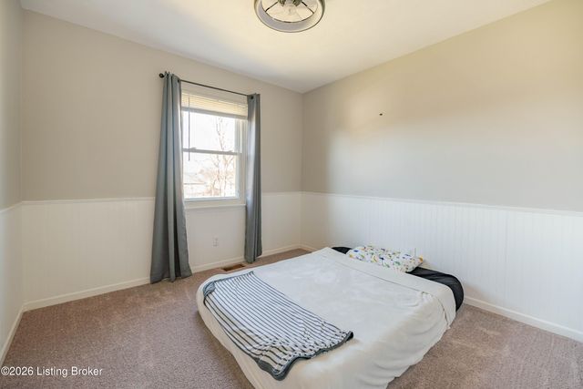 4212 Seagrape Rd, Louisville, KY 40299