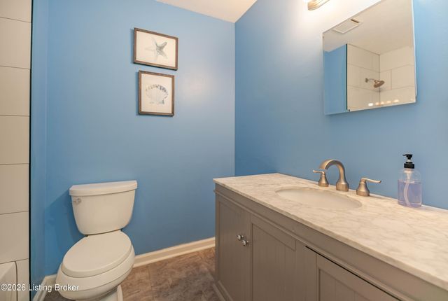 4212 Seagrape Rd, Louisville, KY 40299