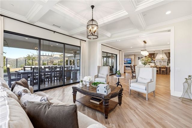 20450 W Albion Way, Porter Ranch, CA 91326
