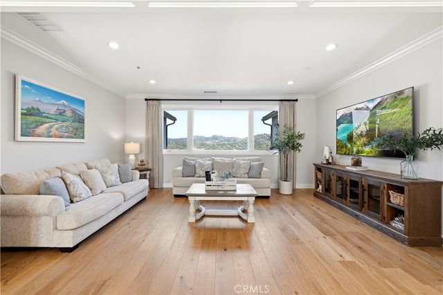 20450 W Albion Way, Porter Ranch, CA 91326